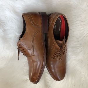 Men’s rockport dress shoes